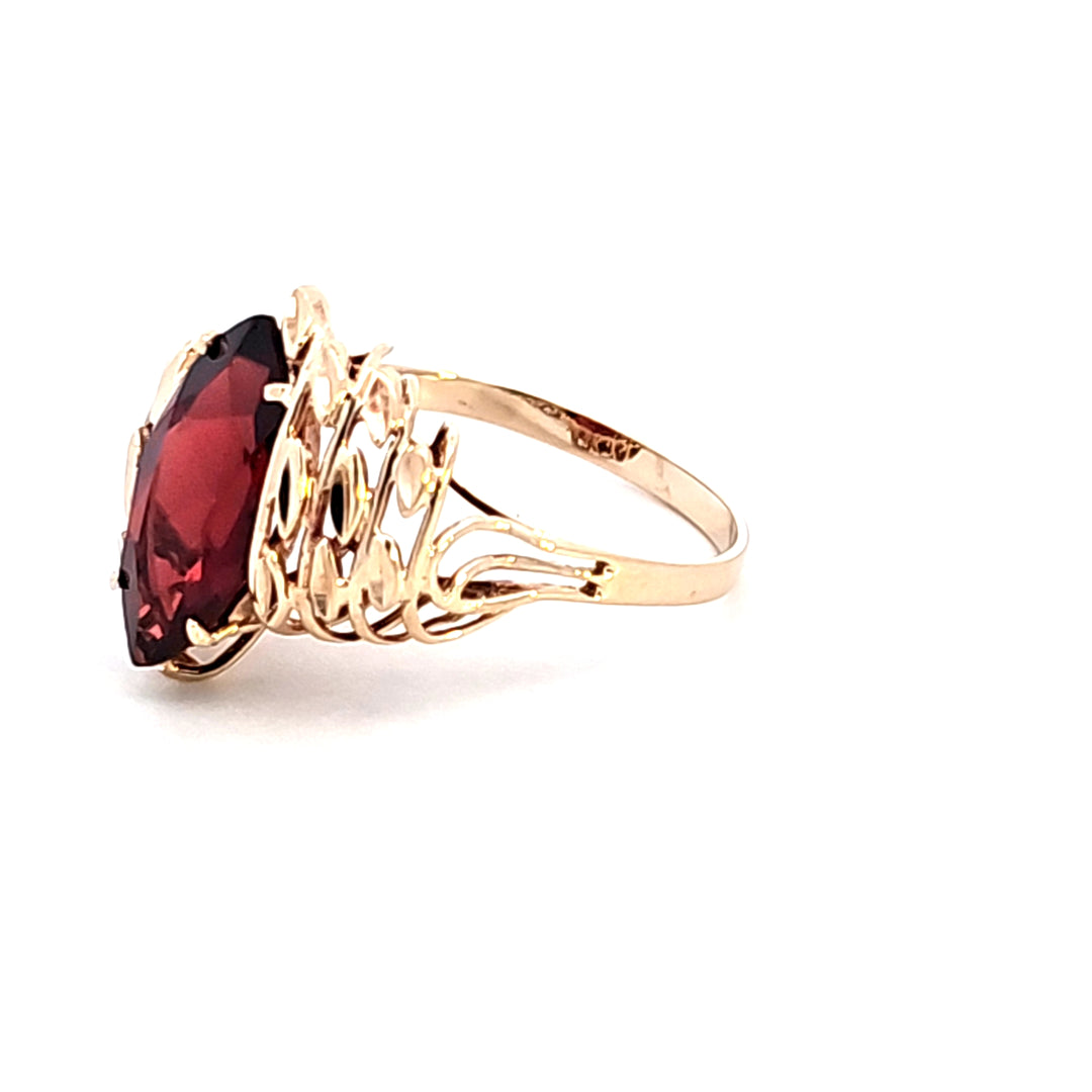 10KY Marquise Garnet with Filigree Estate Ring