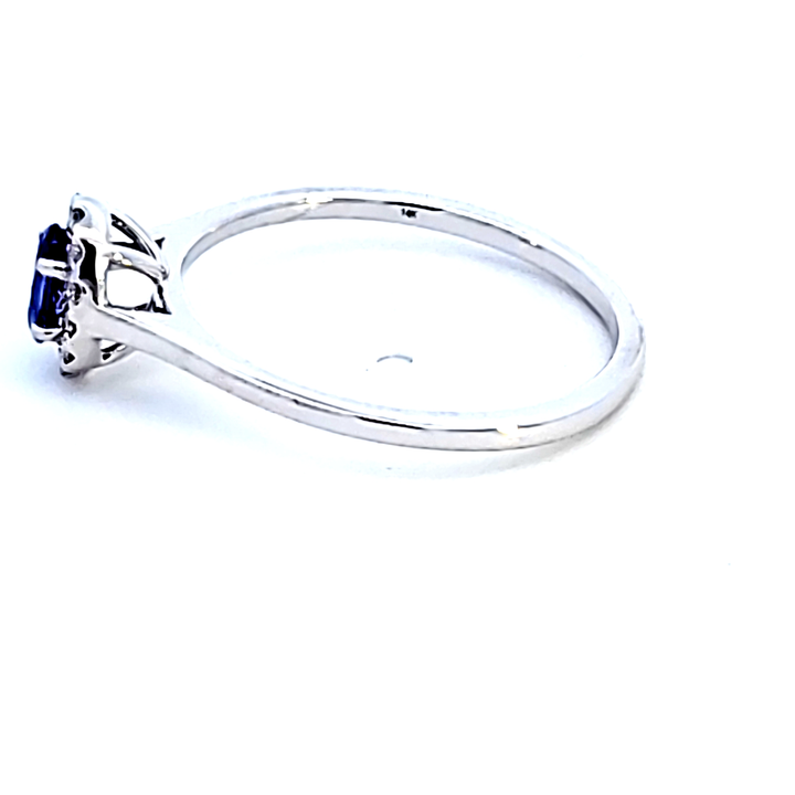 14KW Oval Tanzanite Fashion Ring
