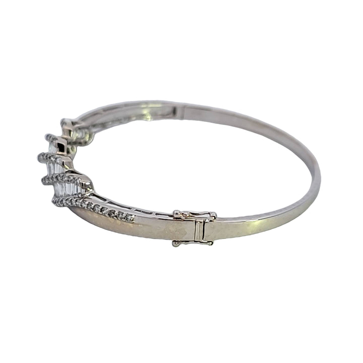 14KW Diamond Bangle Bracelet