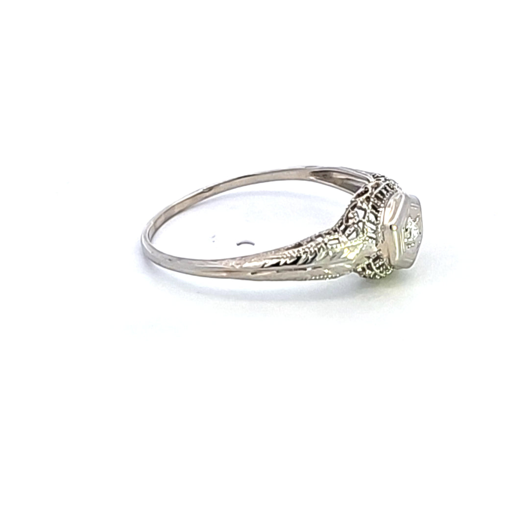18KW Diamond Estate Ring