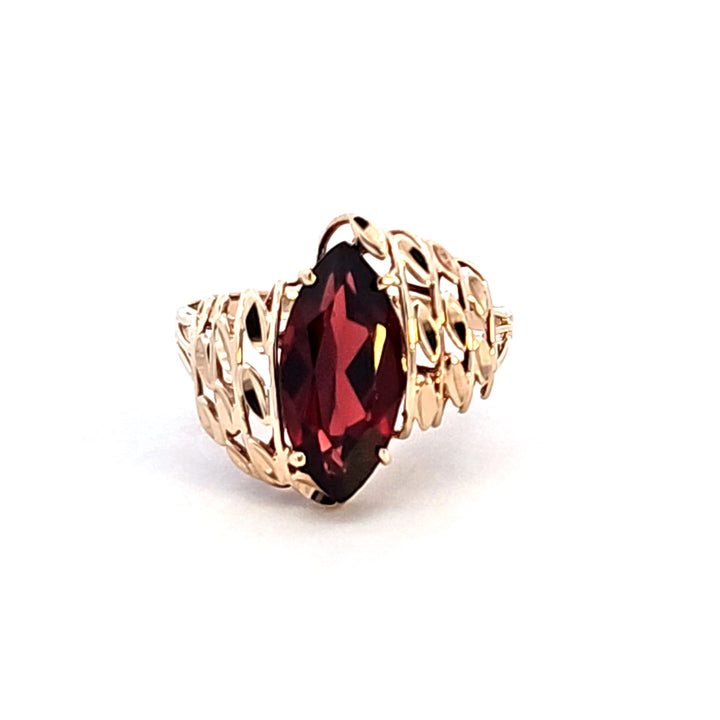 10KY Marquise Garnet with Filigree Estate Ring