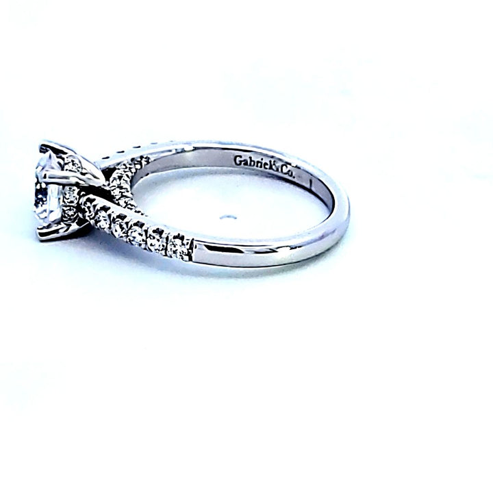 14KW Diamond Semi Mount Engagement Ring