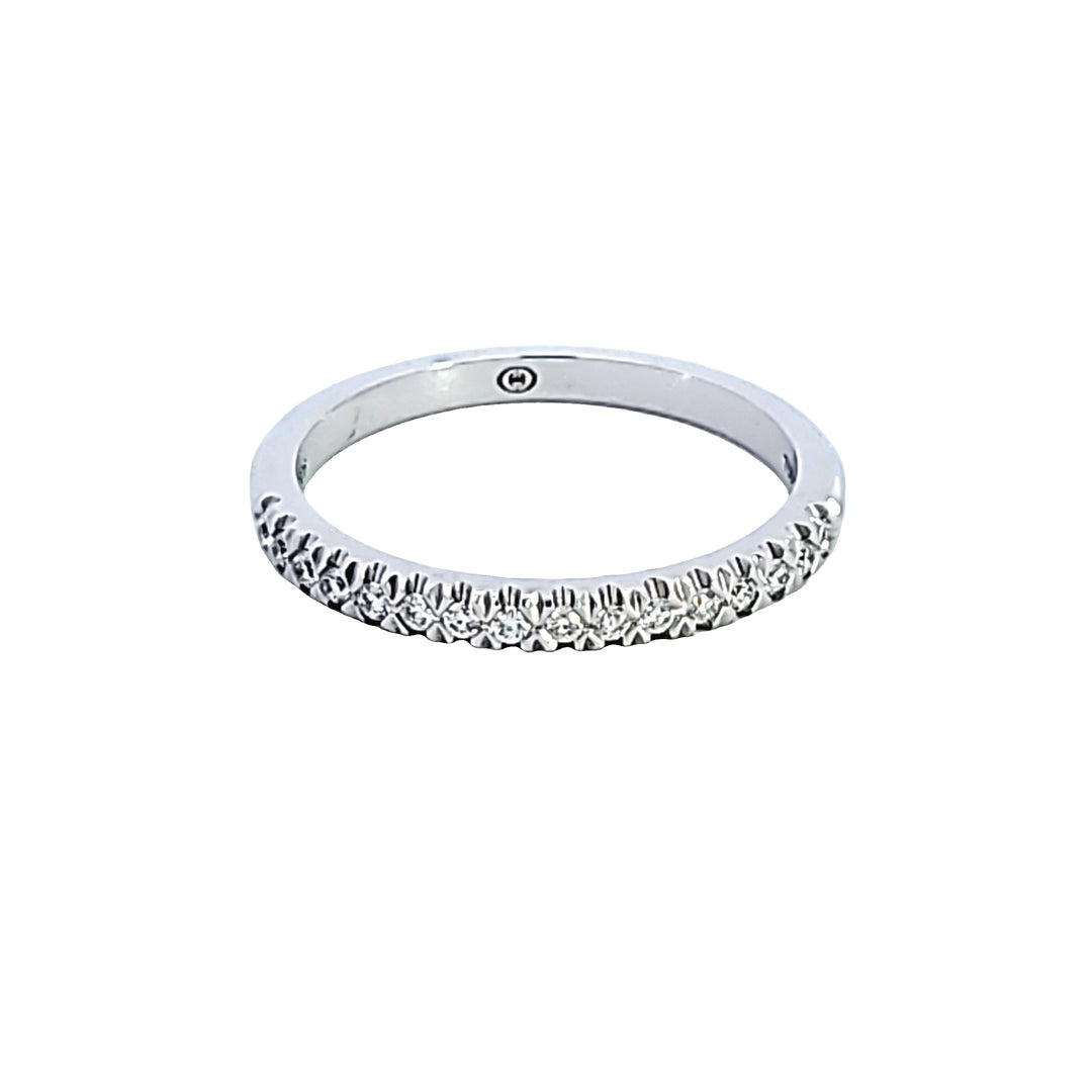 18KW Diamond Band