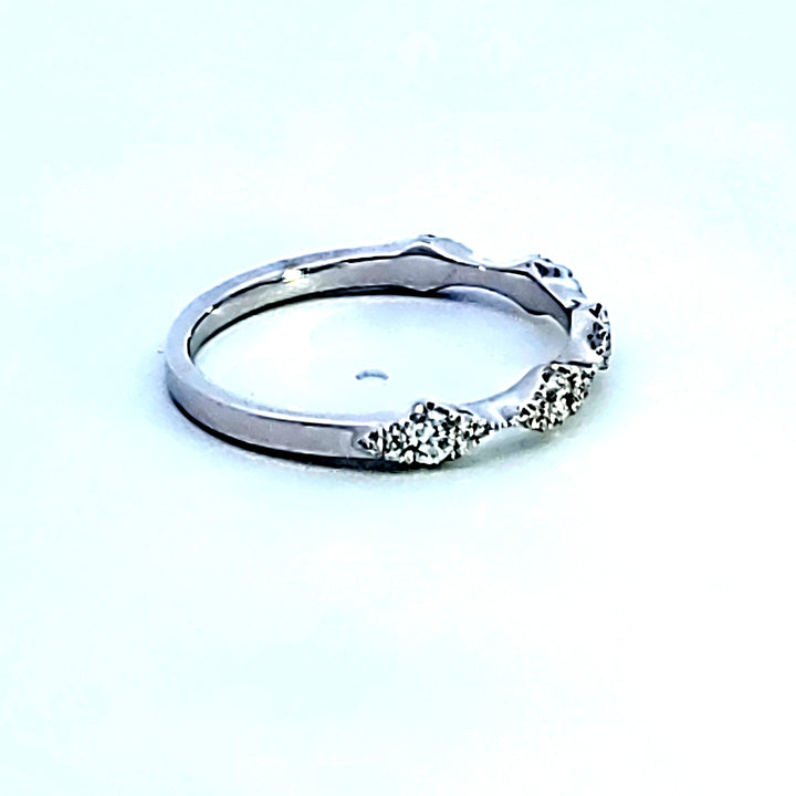 14KW Diamond Wedding Band