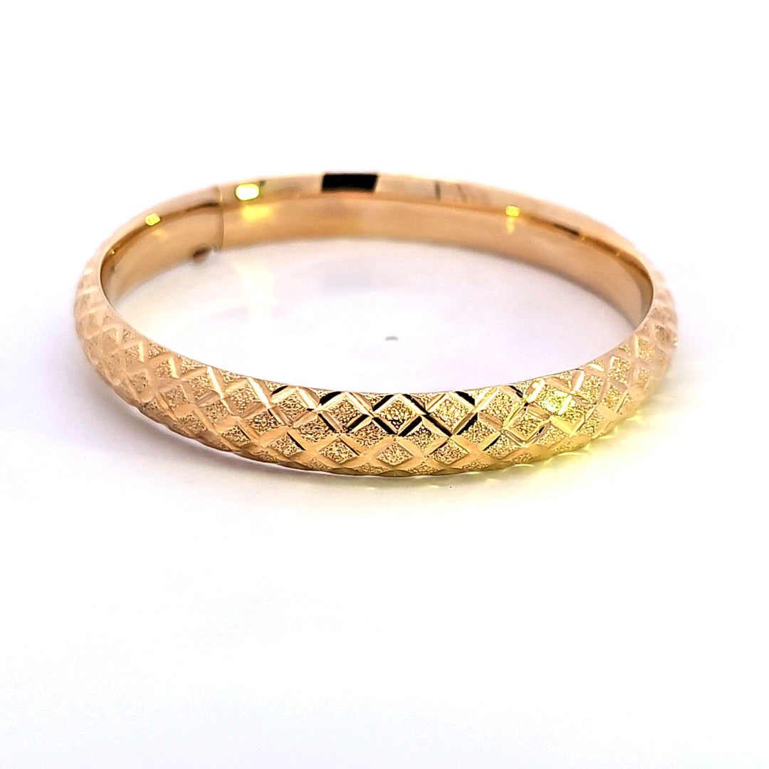14KY Textured Estate Bangle