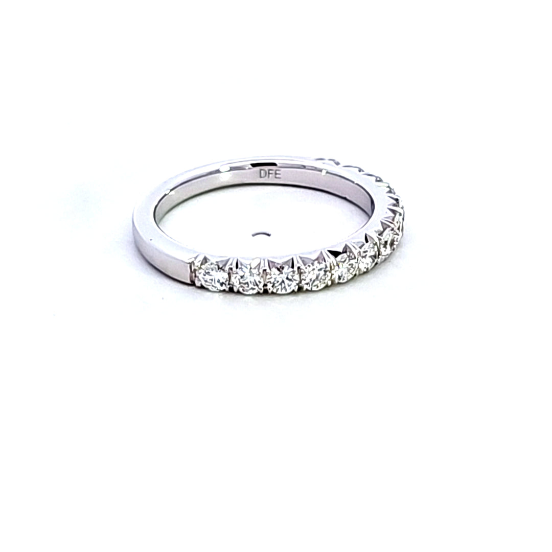 14KW Diamond Wedding Band