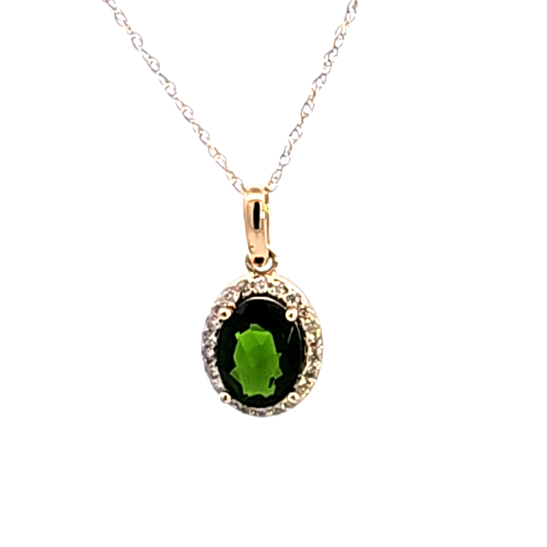 14KY Oval Russalite Chrome Diopside Pendant Necklace