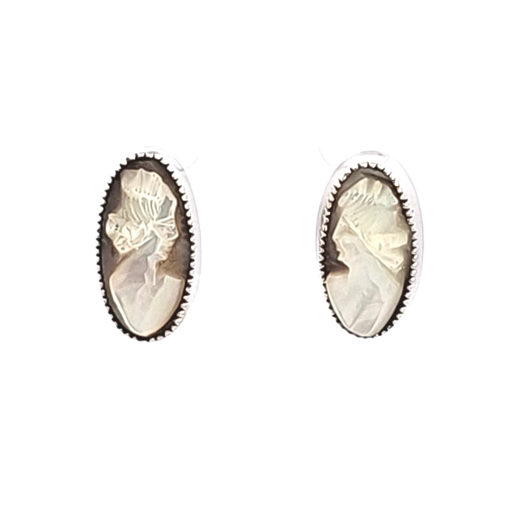 Estate or consignment Jewelry