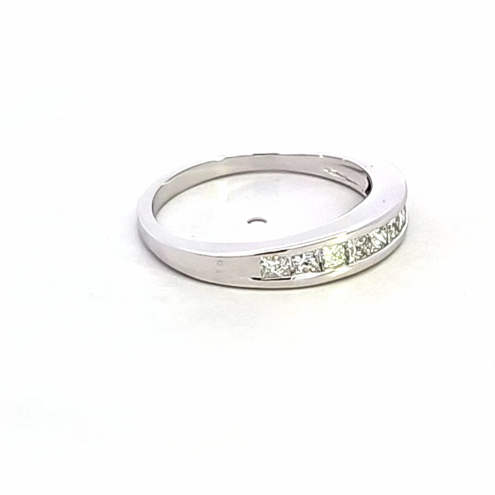 Diamond Wedding Bands  -  Women'