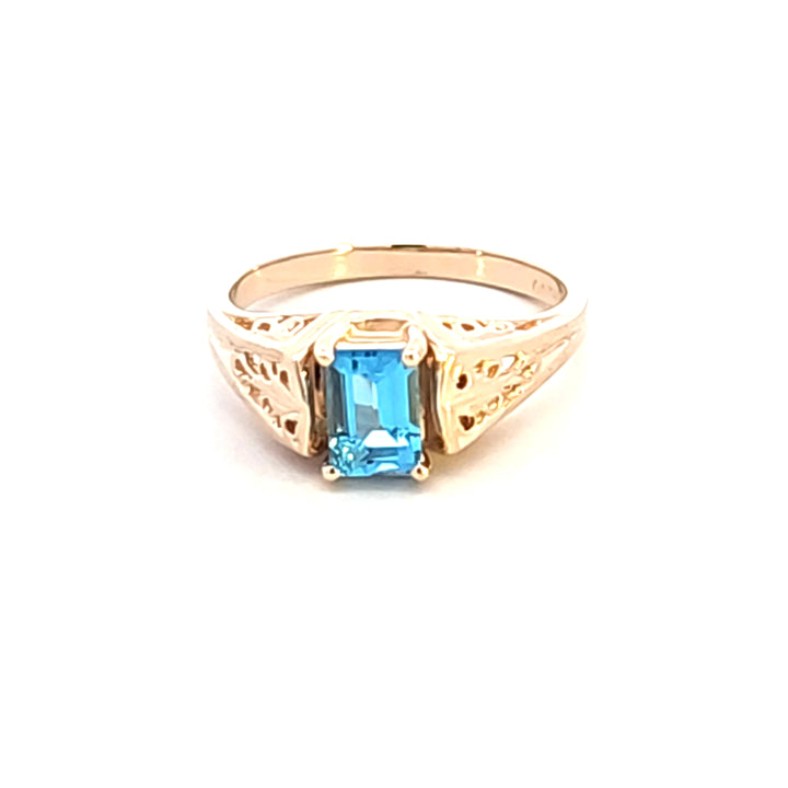 14KY Blue Topaz Estate Ring