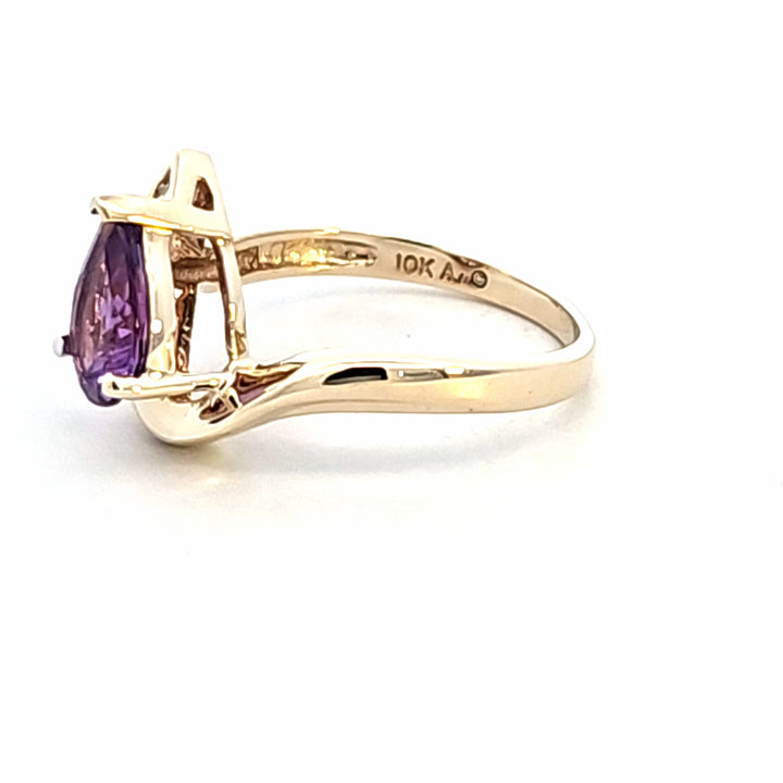 10KY Amethyst and Diamond Estate Ring
