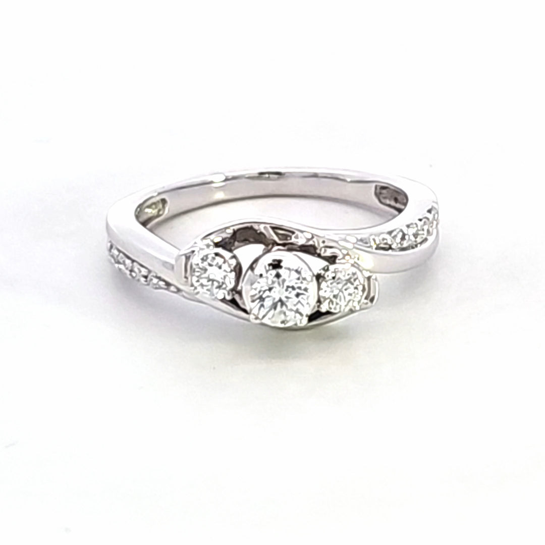 Diamond Fashion Rings - Women