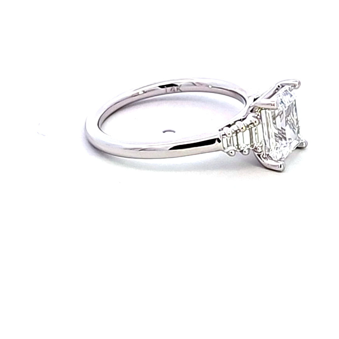 14KW Diamond Semi Mount Engagement Ring