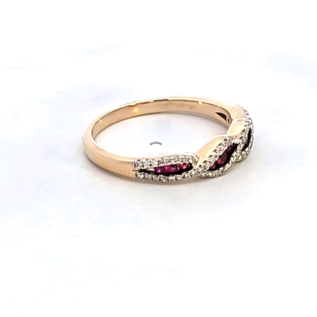 14KY Ruby and Diamond Ring