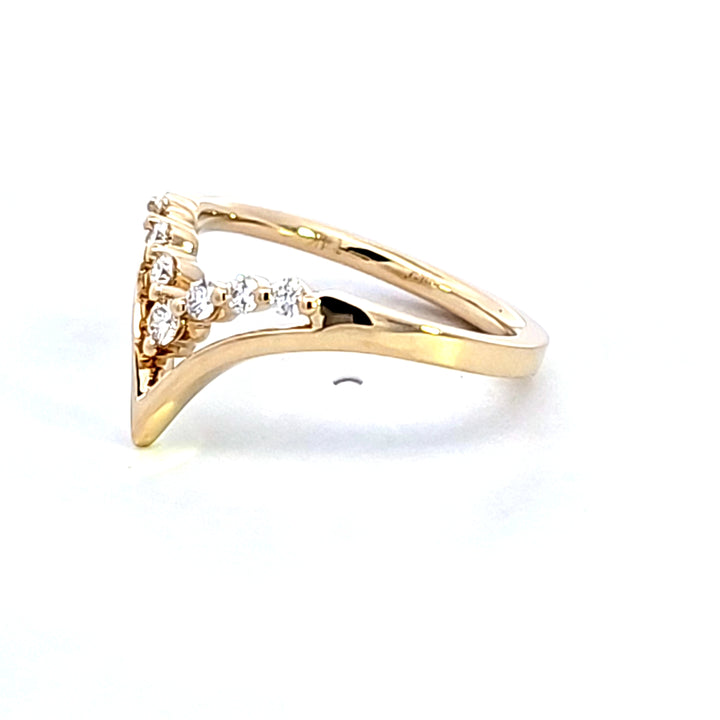 14KY V-Shape Diamond Wedding Band