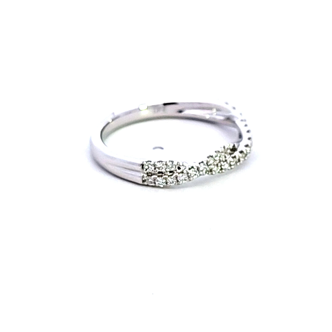 14KW Diamond Wedding Band