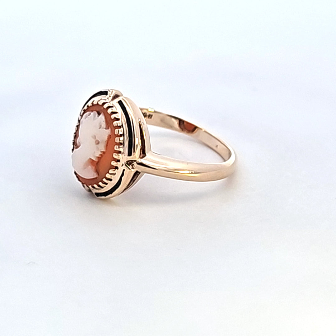 10KY Cameo Estate Ring