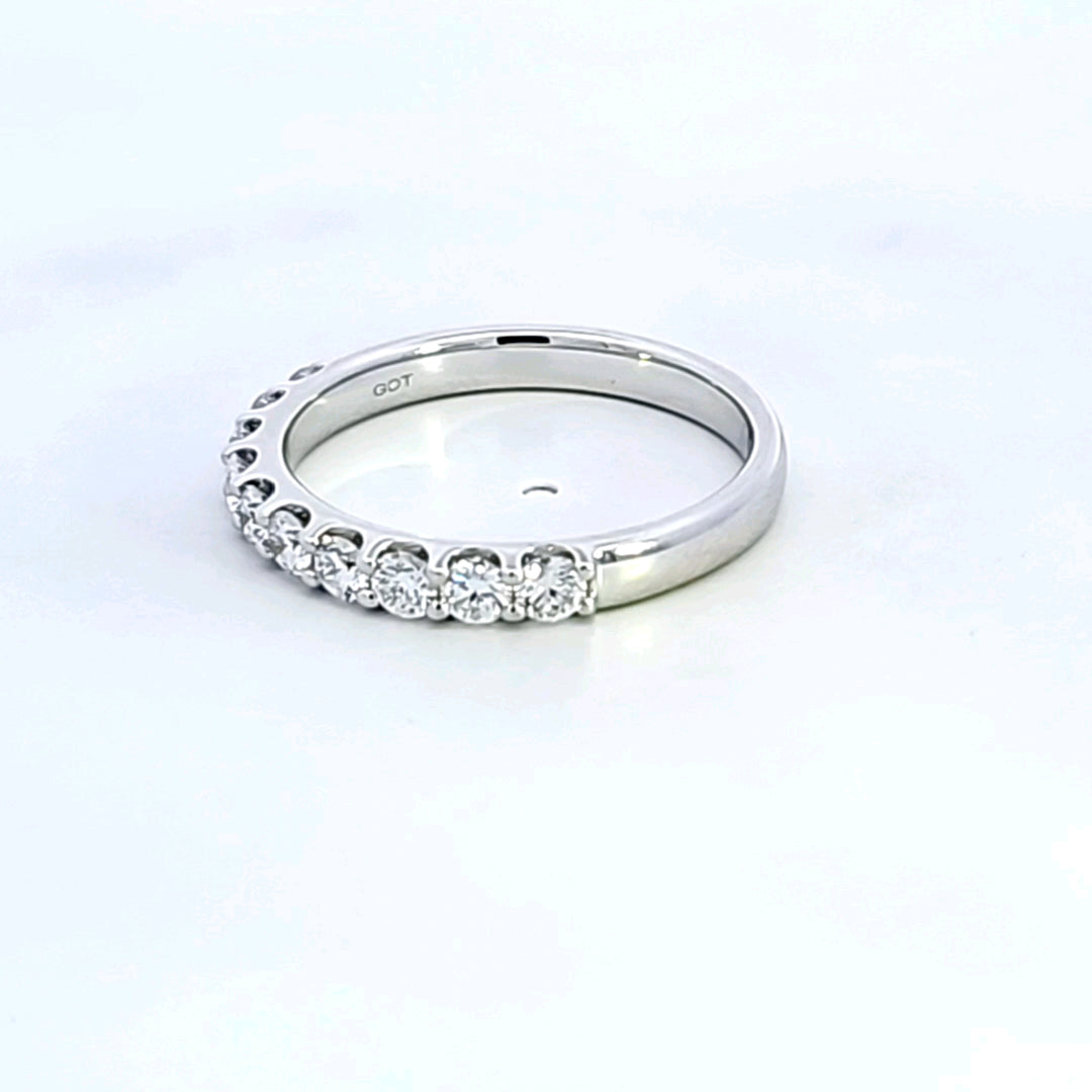 Diamond Wedding Bands  -  Women'