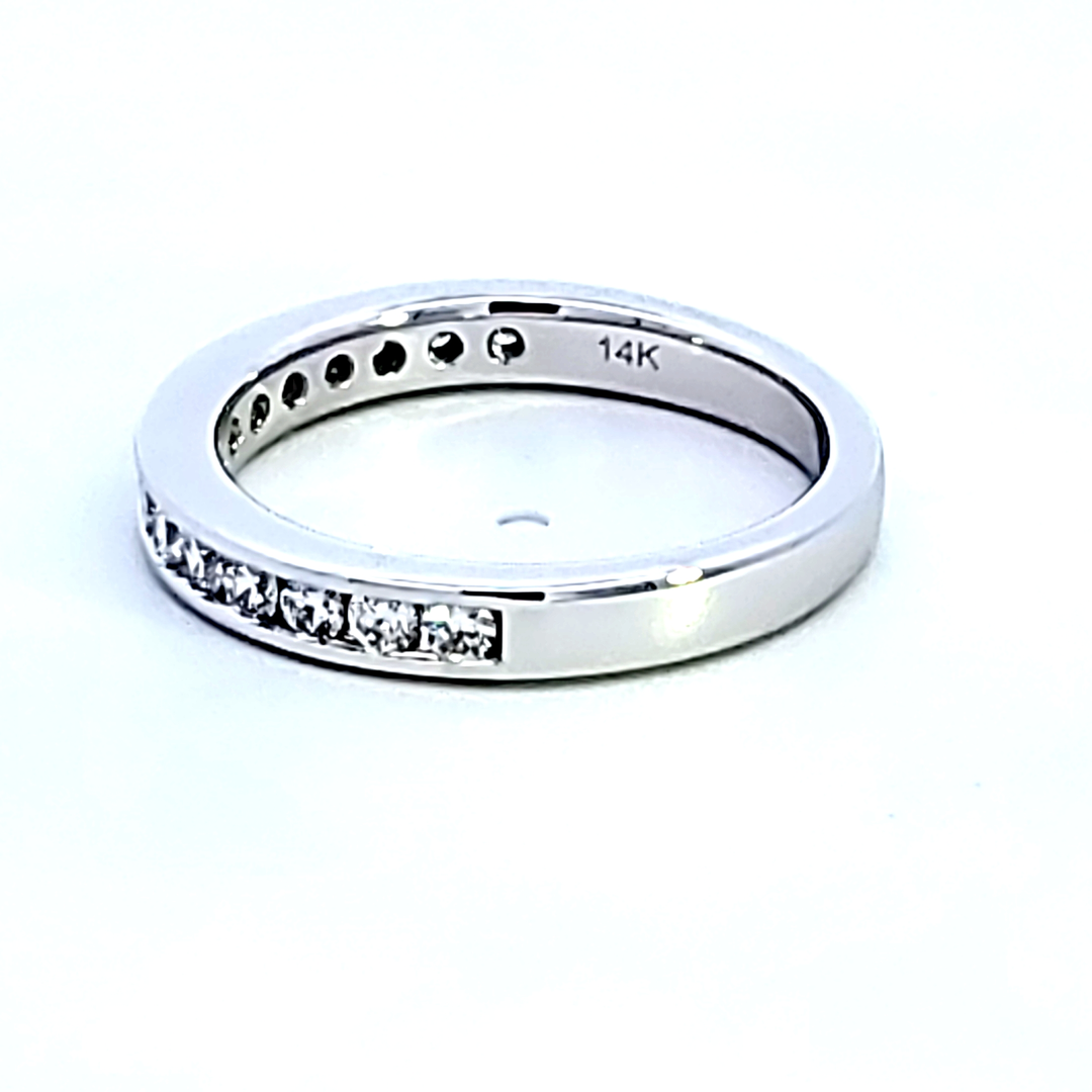 14KW Diamond Wedding Band