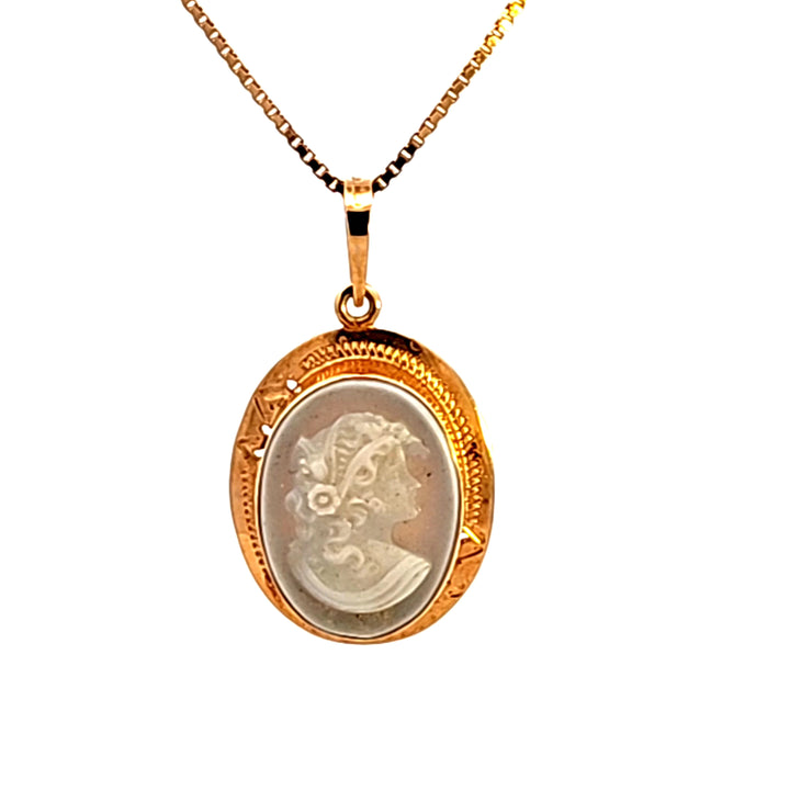 Estate or consignment Jewelry