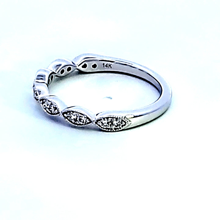 14KW Diamond Wedding Band