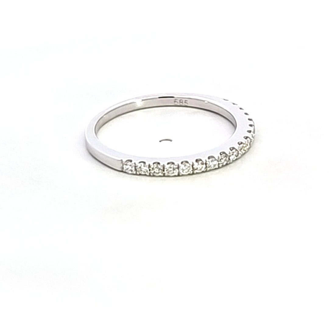 14KW Diamond Wedding Band