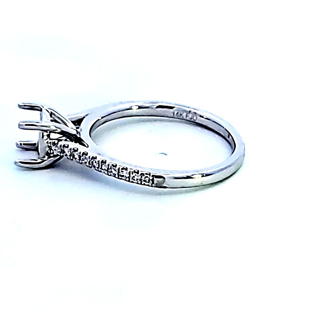 14KW Diamond Semi Mount Engagement Ring