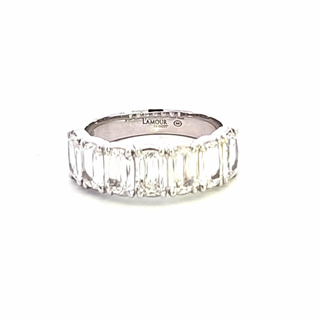 18KW Crisscut Classic Diamond Anniversary Ring
