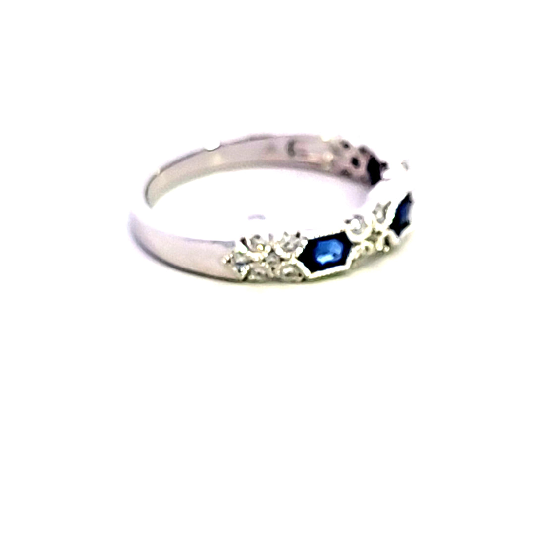 14KW Sapphire and Diamond Fashion Ring