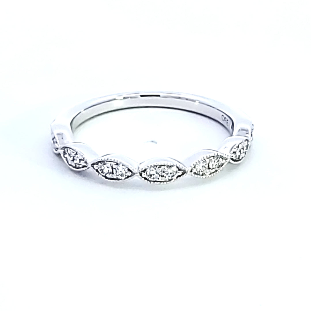 14KW Diamond Wedding Band