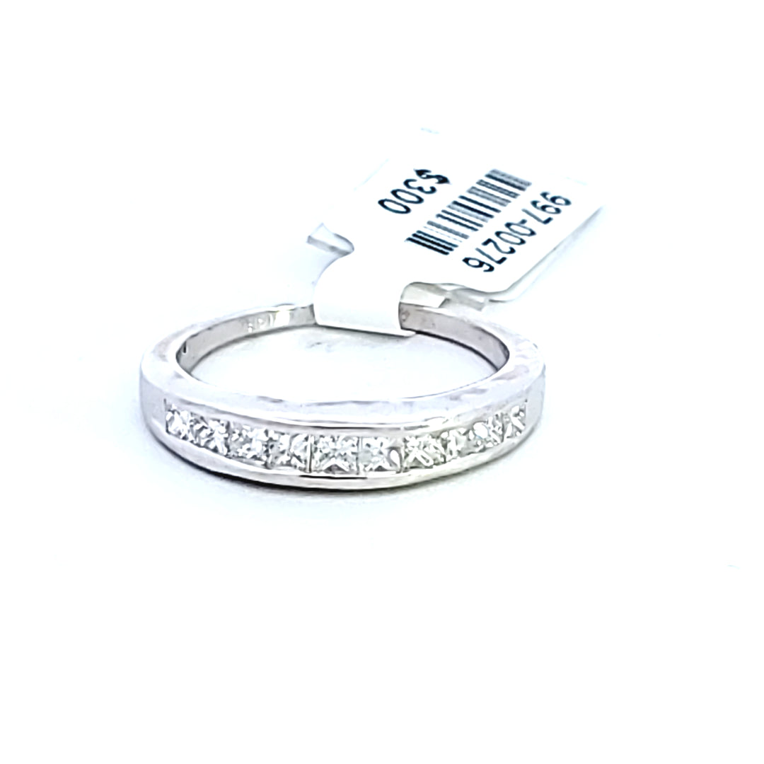 Diamond Wedding Bands  -  Women'