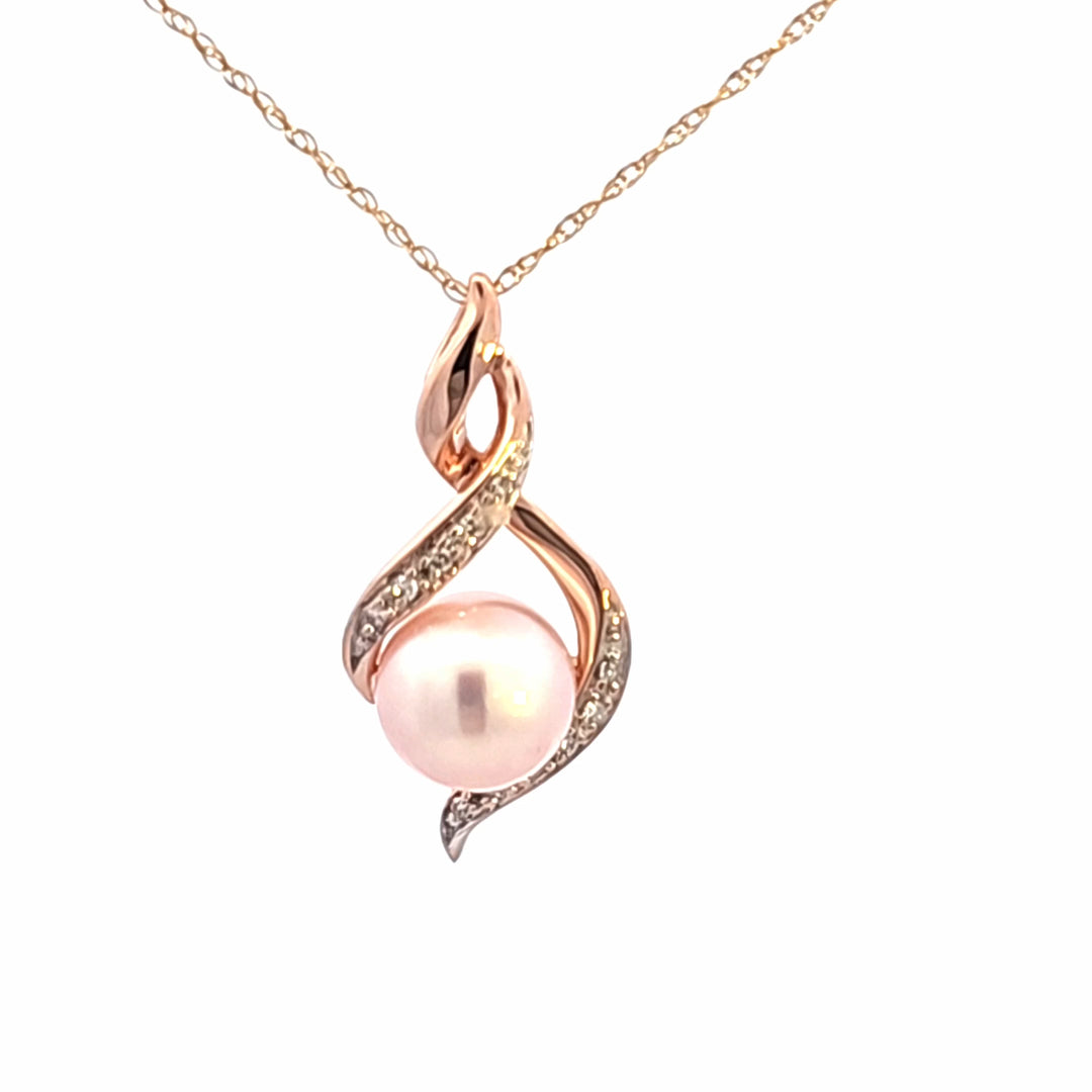 10KR Pearl and Diamond Estate Pendant
