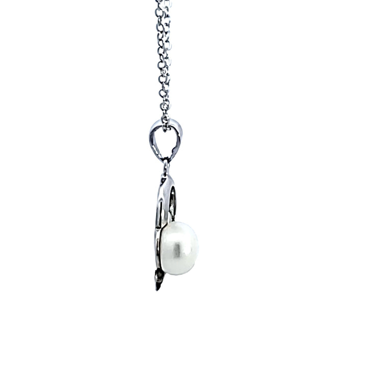 Sterling Silver Heart Pendant With Pearl