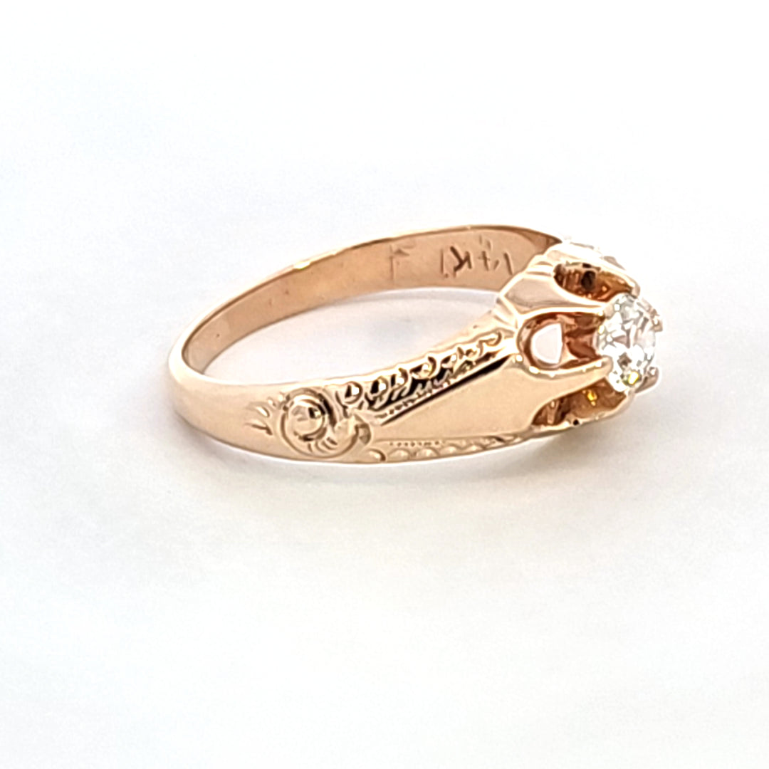 14KY Diamond Estate Ring