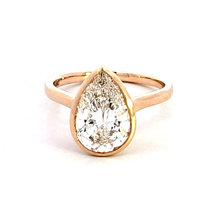 Lab Grown Diamond Engagement Ring