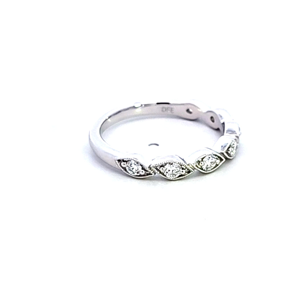 14KW Diamond Wedding Band