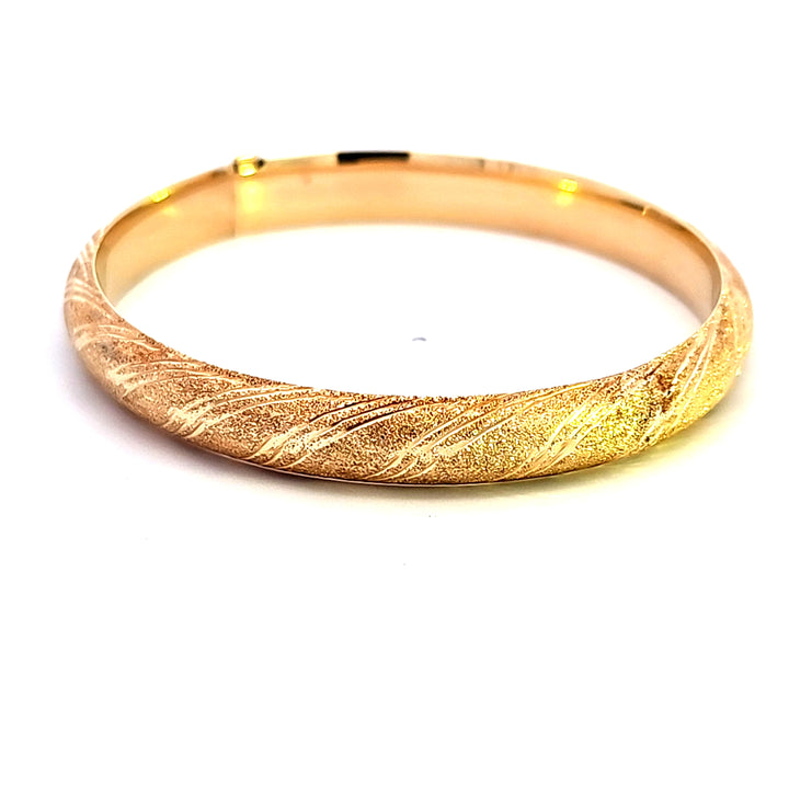 14KY Textured Bangle Estate Bracelet