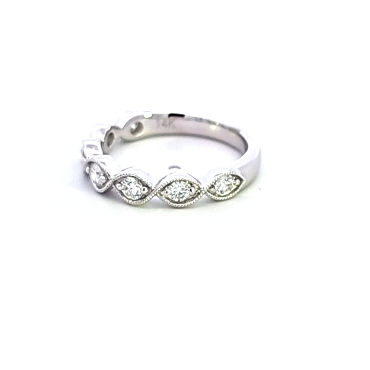 14KW Diamond Wedding Band
