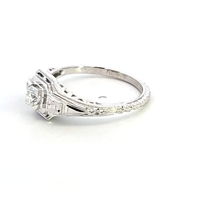 18KW Diamond Estate Ring