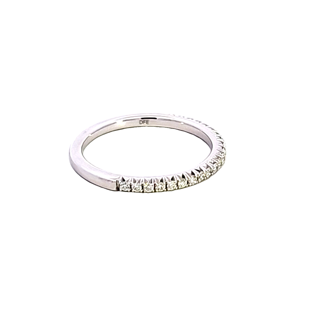 14KW Diamond Wedding Band