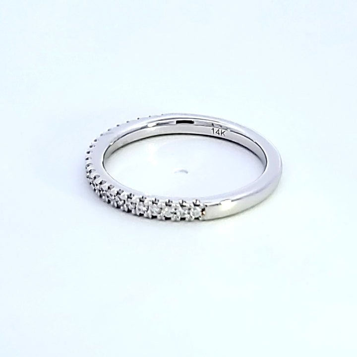 14KW Diamond Wedding Band