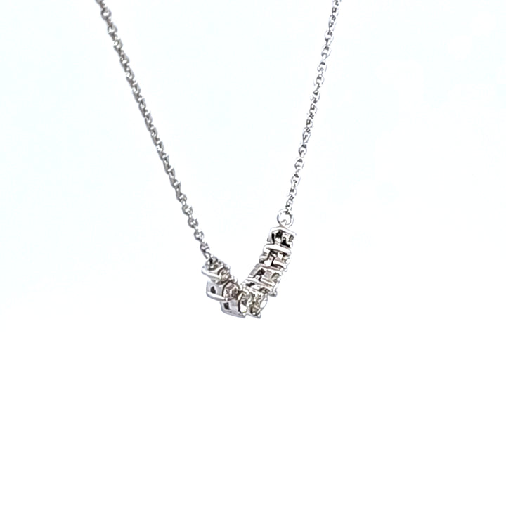 14KW .25 ctw Diamond Smile Necklace