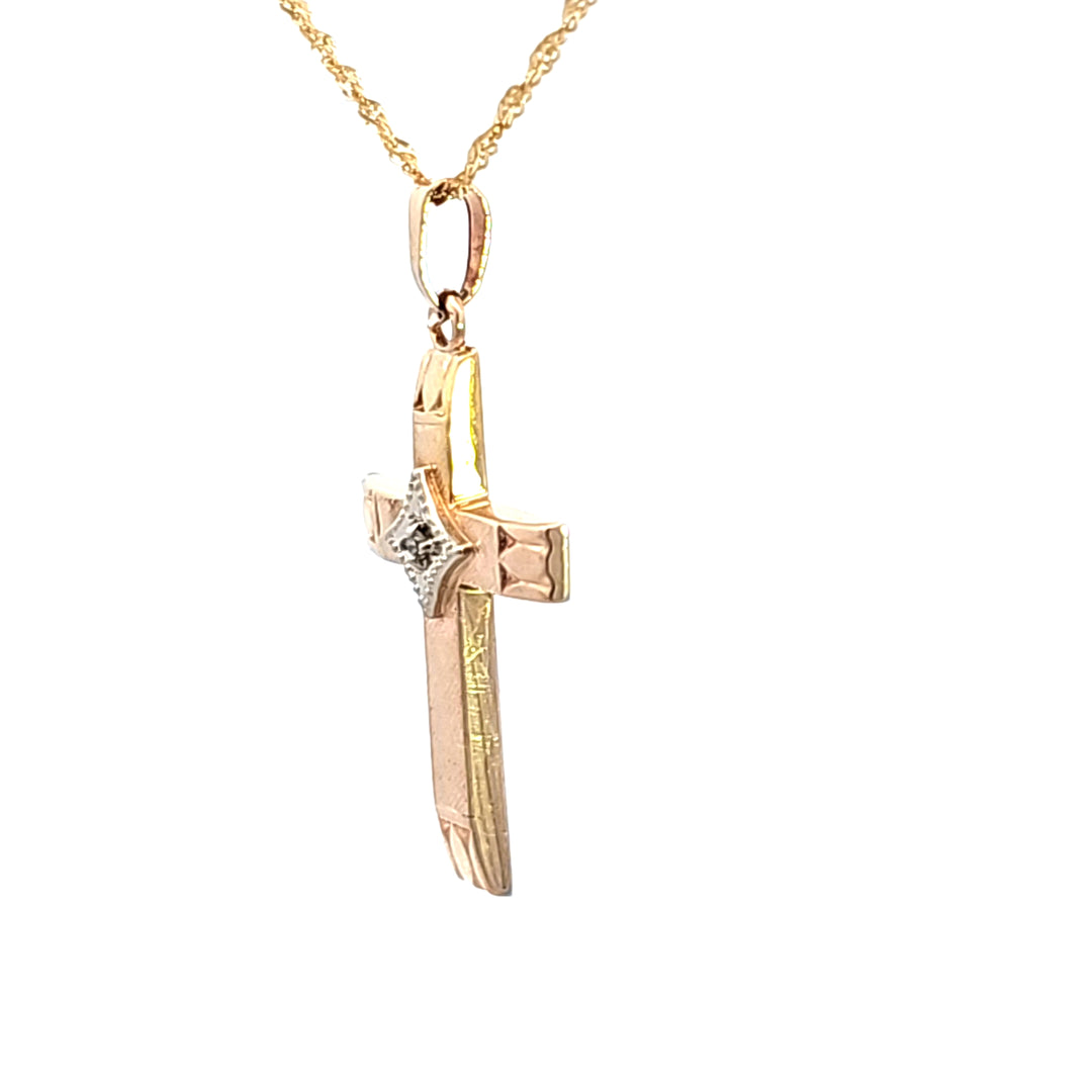 14KY Diamond Cross Pendant