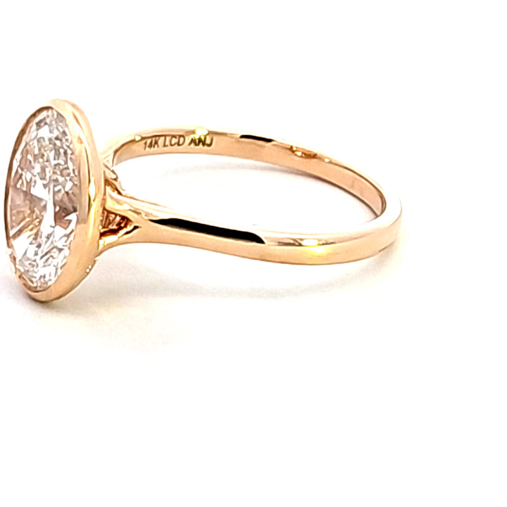 Lab Grown Diamond Engagement Ring