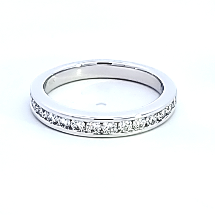 14KW Diamond Wedding Band