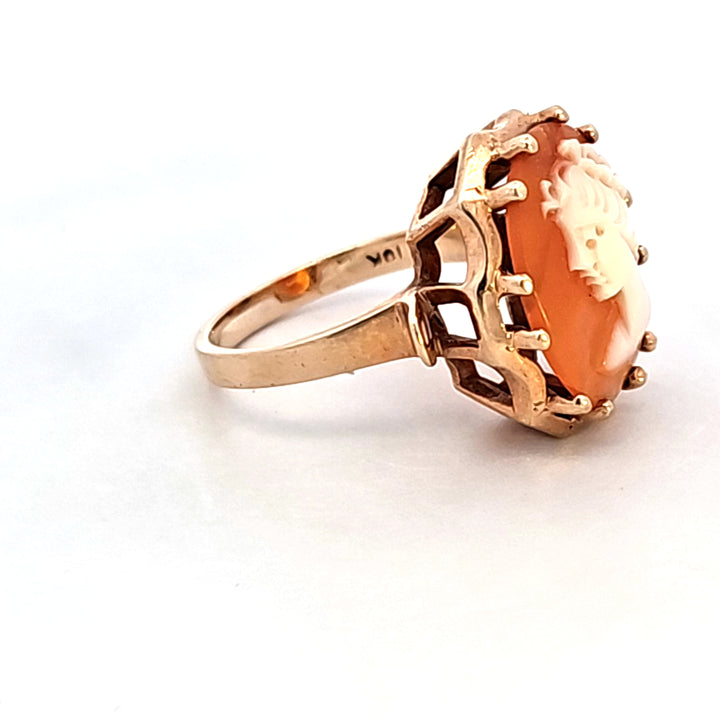 10KY Cameo Estate Ring