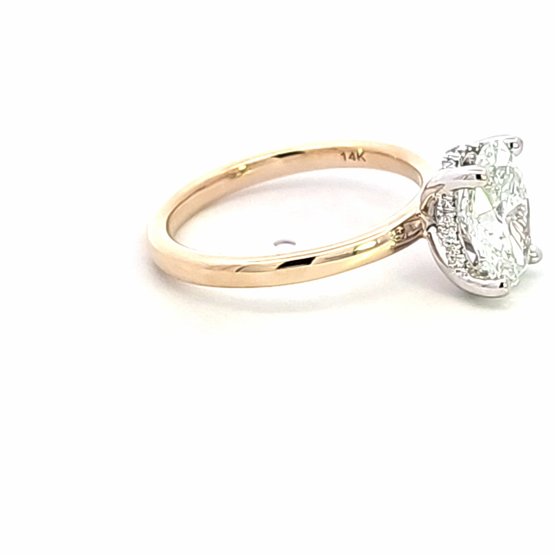 Lab Grown Diamond Engagement Ring