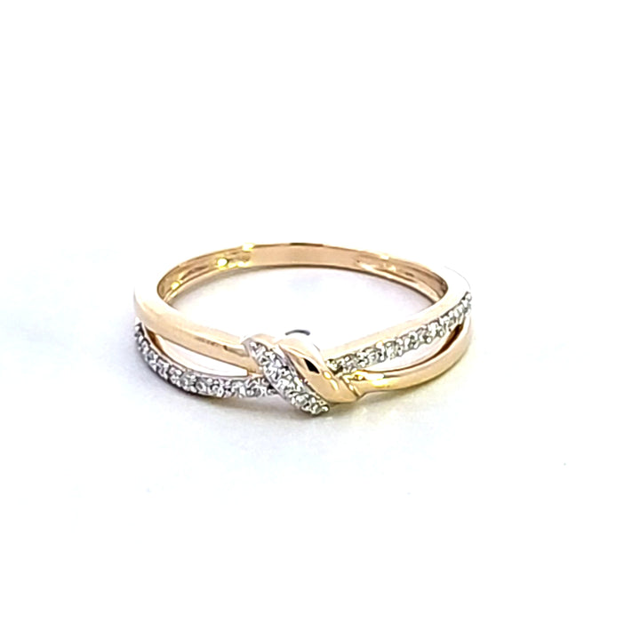 10KY Diamond fashion Ring
