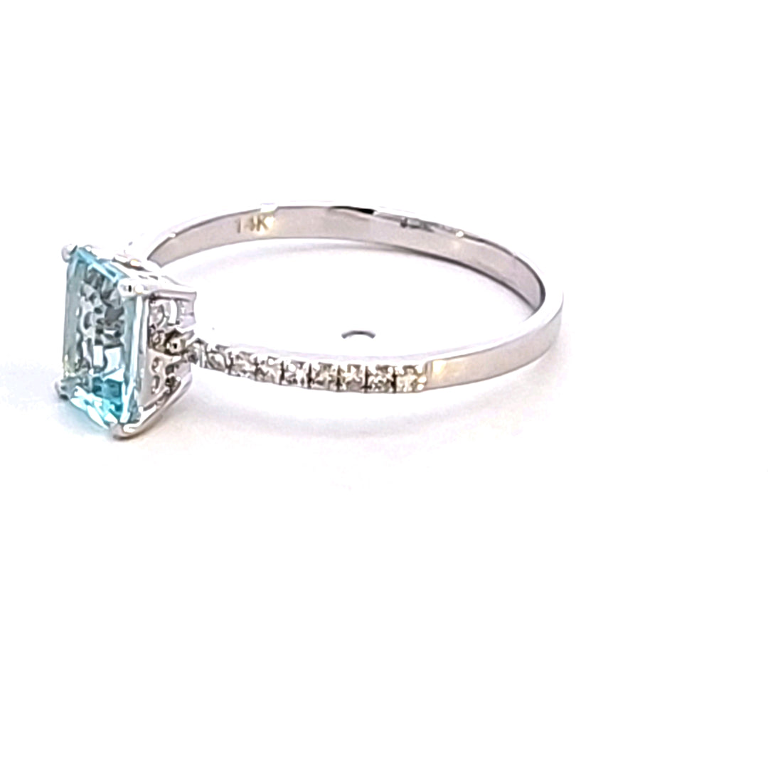 14KW Aquamarine and Diamond Ring