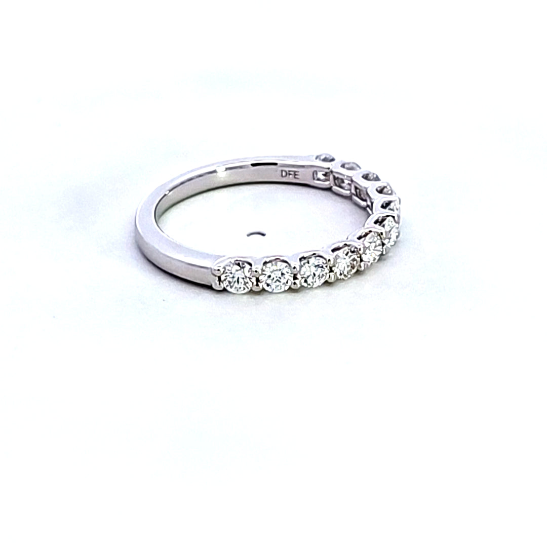 14KW Diamond Common Prong Wedding Band